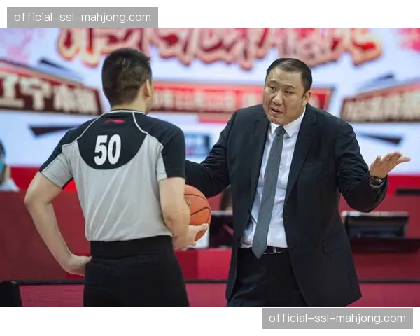 前山东男篮主教练王晗确认加盟南京同曦教练组，担任助理教练