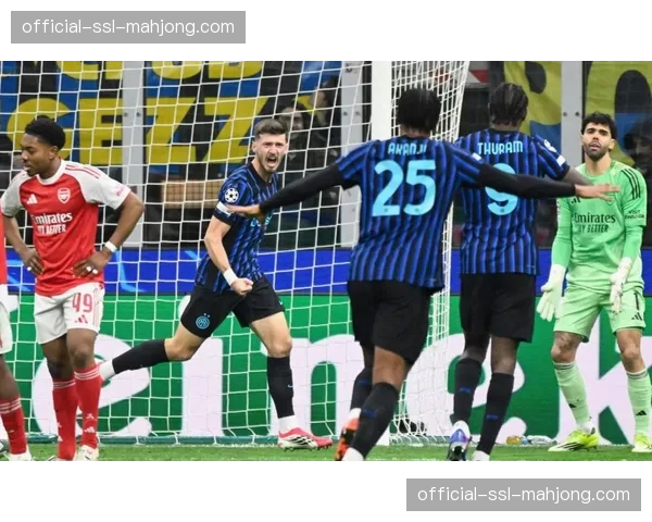 国米官方确认：中场核心巴雷拉因腿筋轻度拉伤将缺阵10天